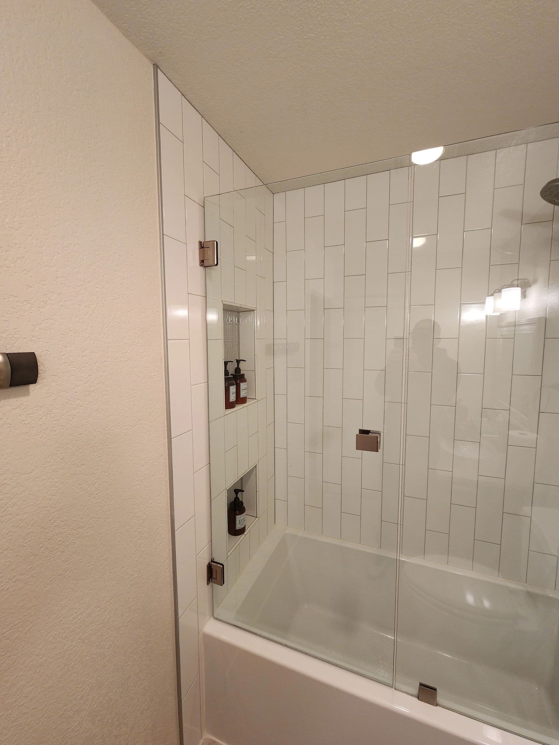 775 glass & shower doors Offers Frameless Shower Doors in Reno, NV 89512