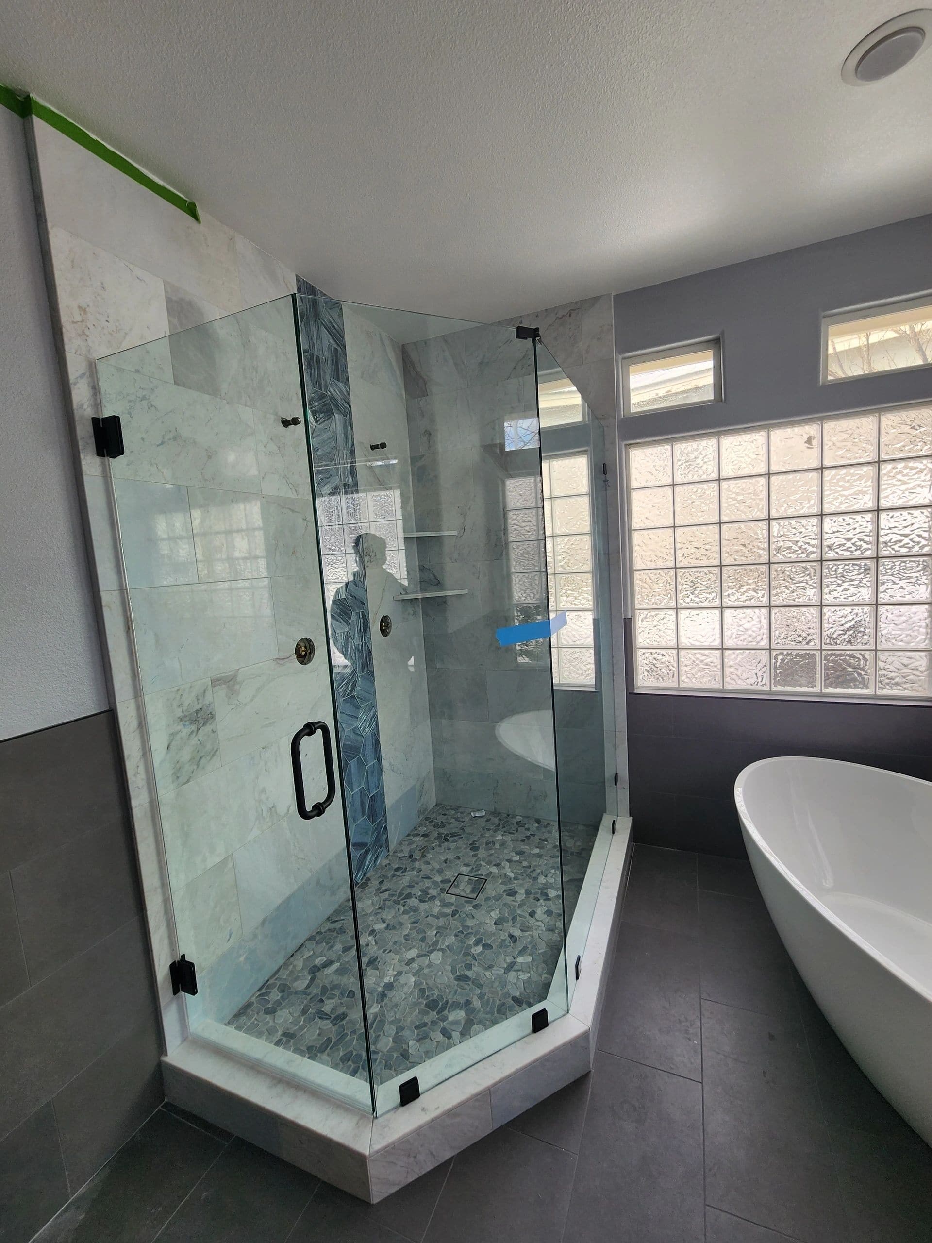 775 glass & shower doors Offers Frameless Shower Doors in Reno, NV 89512