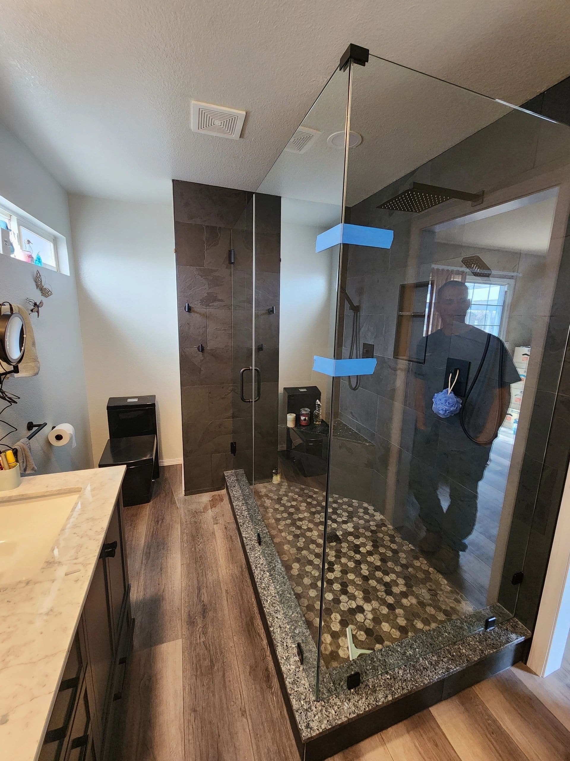 775 glass & shower doors Offers Frameless Shower Doors in Reno, NV 89512