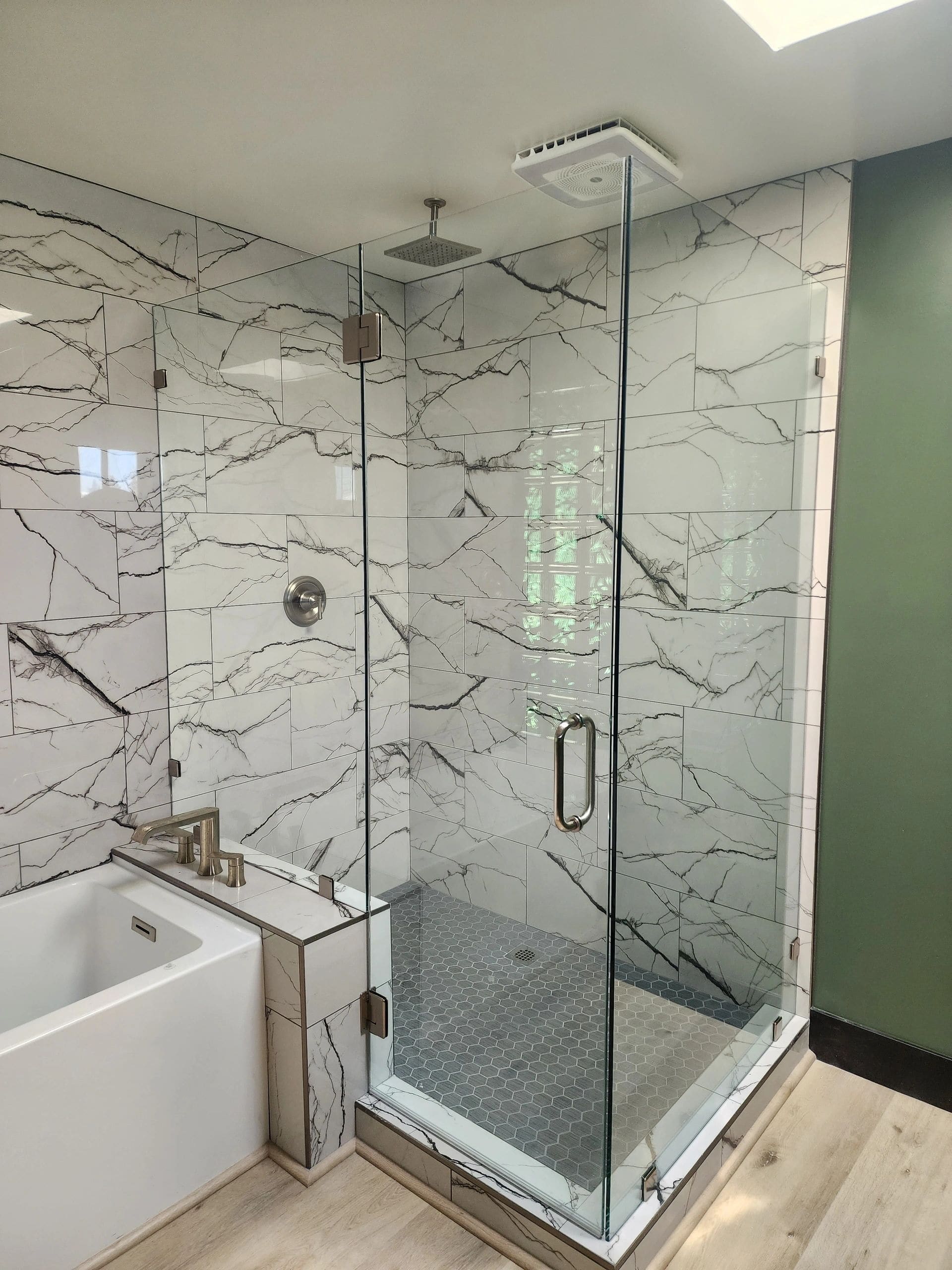 775 glass & shower doors Offers Frameless Shower Doors in Reno, NV 89512