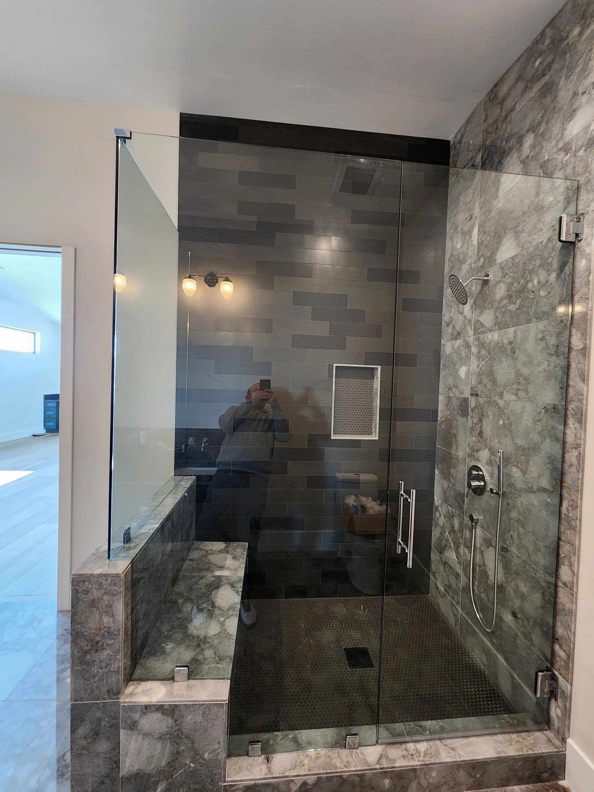 775 glass & shower doors Offers Frameless Shower Doors in Reno, NV 89512